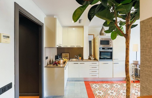 Sant Antoni Apartamento | Nuevo! Bonito piso cerca de Ramblas! Limpieza Diaria!
