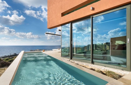 Livadia Casa | Casa Tarrha - Heated Pool (optional)