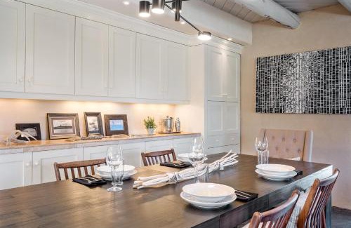 Santa Fe Casa | Casa TATIZ Privacy in a Southwestern Gem