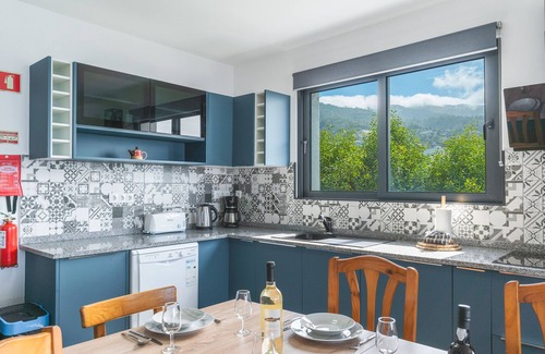 Estreito da Calheta Apartamento | Casa Teixeira by Atlantic Holiday