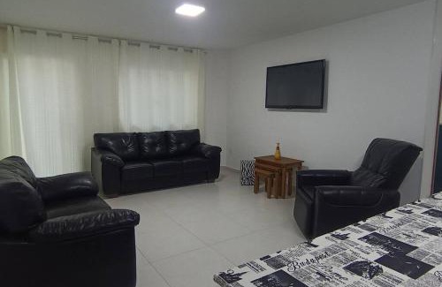 Pero Apartamento | Casa temporada de frente para a praia do Peró