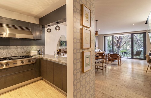 La Condesa Apartamento | Casa Tenancingo by Kukun