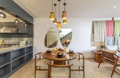 La Condesa Apartamento | Casa Tenancingo by Kukun