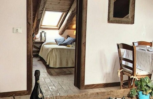 Misano Monte Cama Y Desayuno | A tientas House B & B - encantadora residencia-APP. Rosa