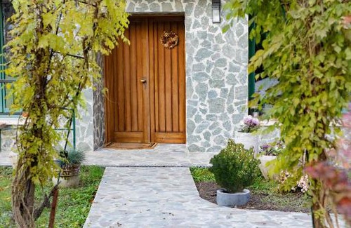 Ilia Casa | CASA TEODORA