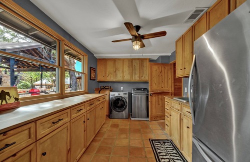 Wimberley Casa | Casa Terracotta and Casa Pennington