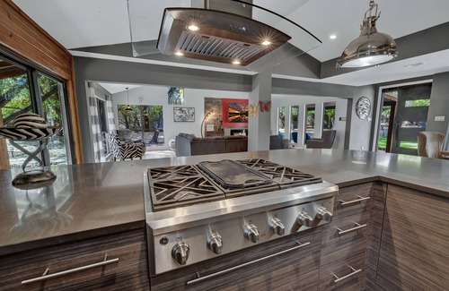 Wimberley Casa | Casa Terracotta and Casa Pennington