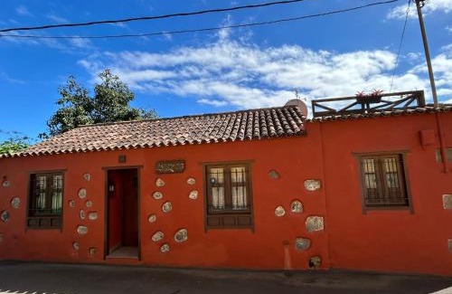 El Tanque Casa | Casa terrera "El Granero"