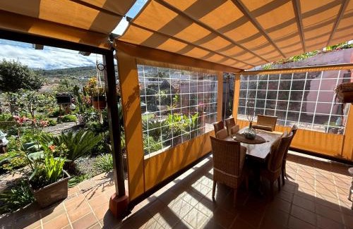 El Tanque Casa | Casa terrera "El Granero"