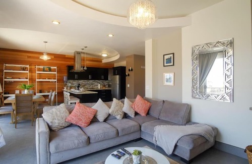 Ulbrich Casa | Casa Todos Santos with Gated Parking at Casas Sanblu