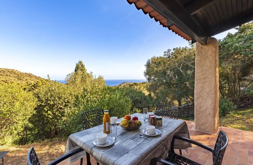 Santa Giulia Casa | Casa Tonnara by Interhome
