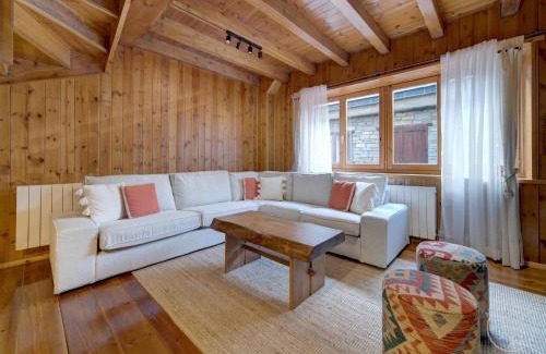 Salardu Casa | CASA TORDA de Alma de Nieve