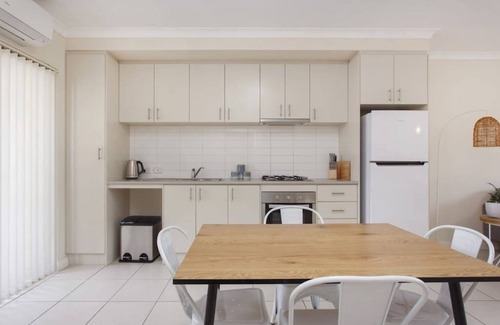 Redcliffe Apartamento | Casa Toucan - 2 bedroom apartment close to the airport