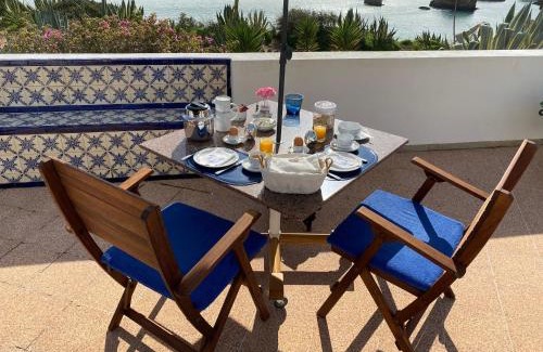 Portimao Cama Y Desayuno | Casa Três Palmeiras
