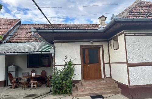 Cartisoara Casa | Casa Tradițională Cârtisoara