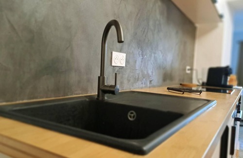 Tautavel Apartamento | Casa Tramuntana offers spacious, bright and comfortable living space.