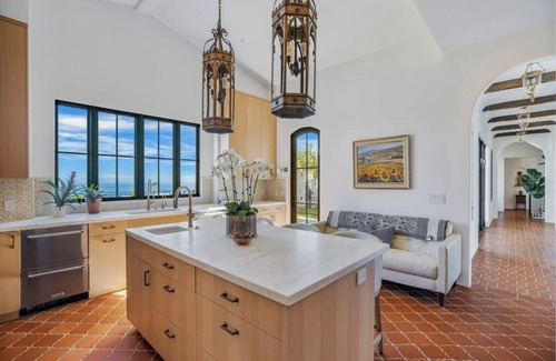 Western Malibu Casa | Casa Tranquila Malibu - Private Spanish Revival Estate
