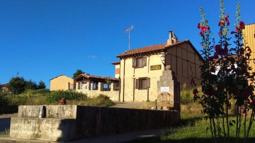 Valdeavellano de Ucero Casa | Casa Triskel