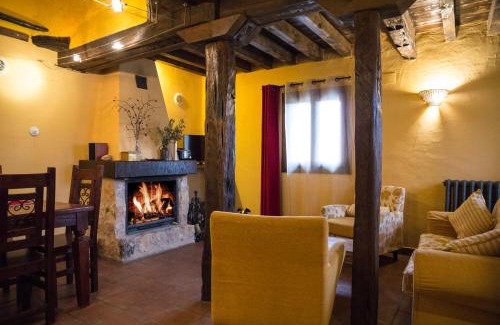 Valdeavellano de Ucero Casa | Casa Triskel