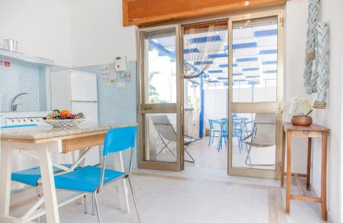 Torre Colimena Casa | Casa Tulipano 1 SX a soli 200 mt dal mare di Torre Colimena