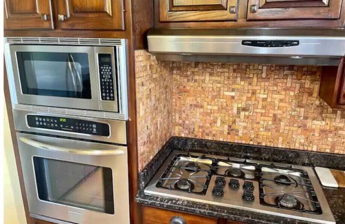 Biggs Field Casa | Casa Tuscany