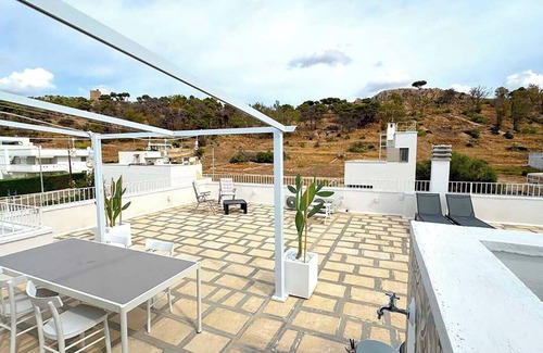 Lido Conchiglie Apartamento | Casa Vacanze OBLÒ between Lido Conchiglie and Montagna Spaccata