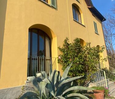 Erba Apartamento | Casa vacanza Cascina Ronco- Natura e Relax vicino lago di Como