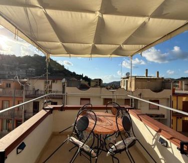Monforte San Giorgio Casa | Casa vacanza a funtana