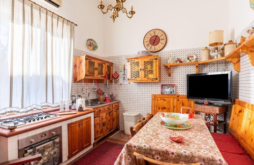 Assoro Casa | Casa vacanze ad Assoro con jardםn