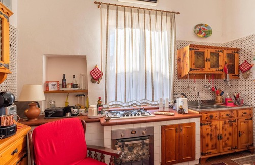 Assoro Casa | Casa vacanze ad Assoro con jardםn