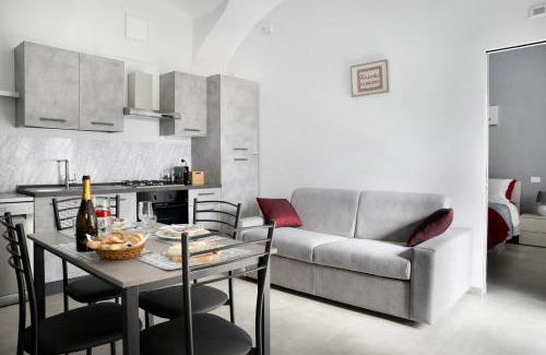 Guarene Apartamento | Casa Vacanze La Porta in Piazza