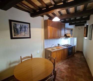 Montefalco Apartamento | Casa vacanze Torre dell'orologio