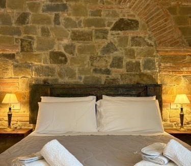 Lucignano Casa | CASA VASARI Holiday Suites TUSCANY