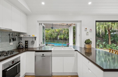 Avalon Beach Casa | Casa Verano - perfect blend of elegance and comfort close to Avalon Beach