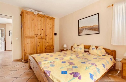 Teguise Complejo | CASA VERDE Apartamento 2 con jardín privado acceso a la piscina.