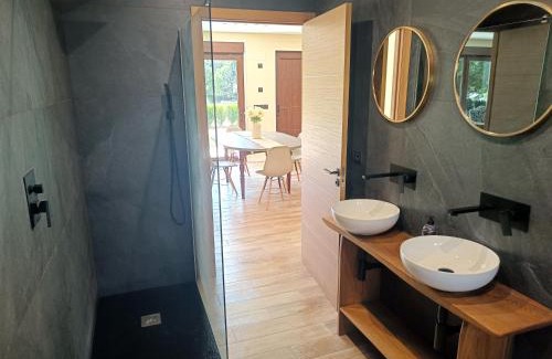 Villalba Casa | Casa verde de Lobán