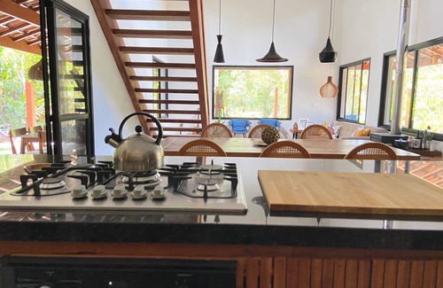 Itamambuca Casa | Casa Verde-Mar (Cozy Forest & Beach House)