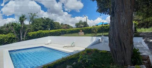 Tocaima Casa | Casa verde, Rancho de los Caballeros