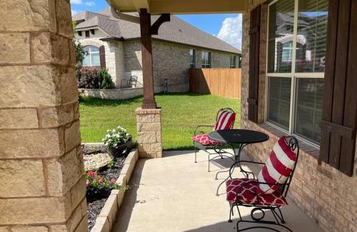 Killeen Casa | Casa Verona- spacious 5 br/3.5 ba in H Heights