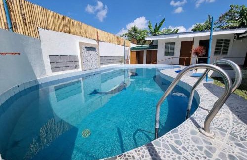 Calamba Casa | Casa Victoria, Private Pool, Los Banos