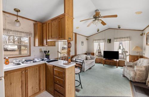 Russell Casa | Casa Villa Park 91