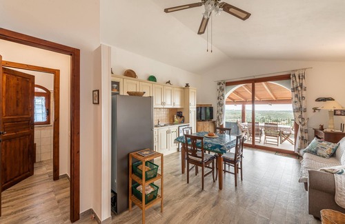 Sant'Anna Arresi Villa | Casa 'Villa Wollow' con piscina privada, amplio jardín, aire acondicionado y Wi-Fi