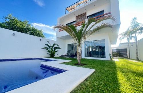 Tequesquitengo Casa | Casa VillaTeques alberca jacuzzi