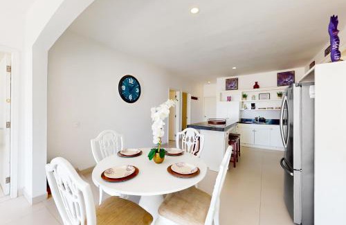 La Paloma Casa | Casa Violeta 42 - Playa Arcangel