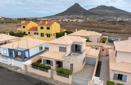 Vila Baleira Casa | Casa Vista Azul With Pool in Porto Santo