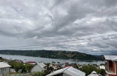 Rilan Casa | Casa vista canal Dalcahue