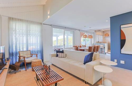 Florianopolis Villa | Casa Vista Mar Deslumbrante na Praia Brava Can5