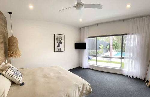 Reedy Creek Casa | CASA VISTA* Sleeps 10, Superb Views, Pool & Office