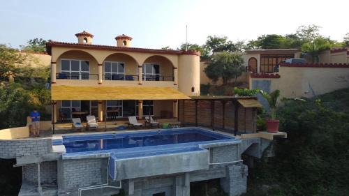 Puerto Ángel Casa | Casa Xcaala with Pool