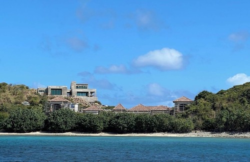 Monte Casa | Casa Xubi -Gorgeous contemporary house, 270 degrees of water views private beach